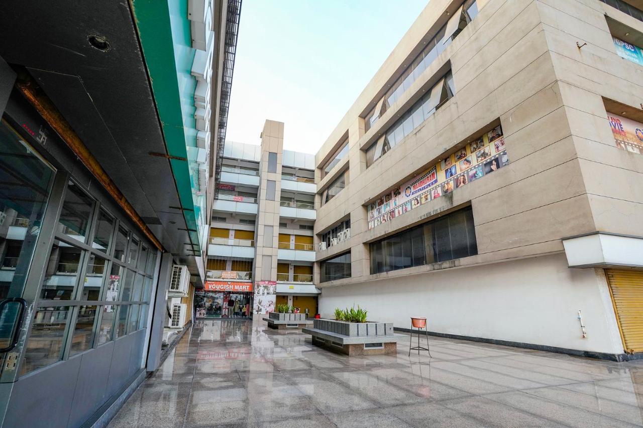 Hotel Fabexpress Blue Stone Surat Exterior foto